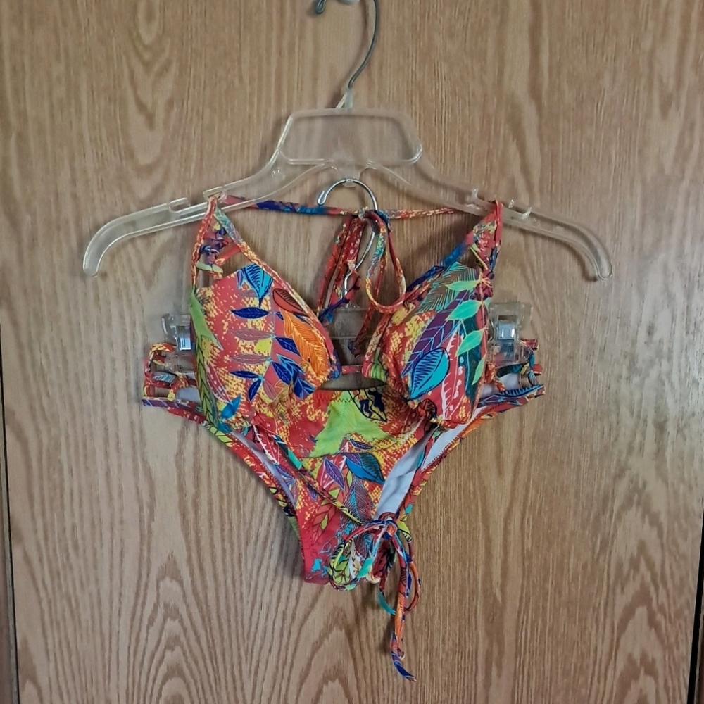 Ladies Target 2 Piece Bikini Bathing Suit Tropical Multi-Colored Sz. S